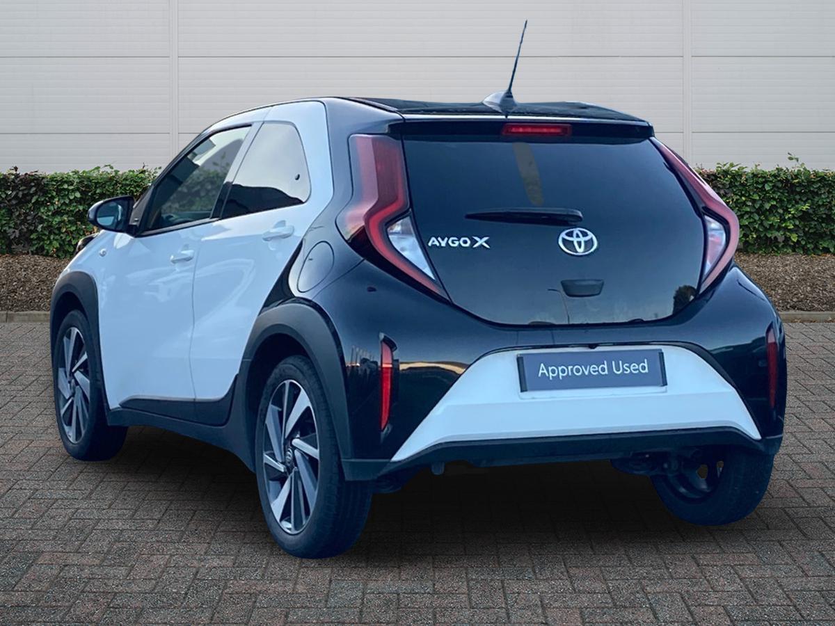 Used Toyota Aygo X 2023 for sale - 76800344: Photo 2
