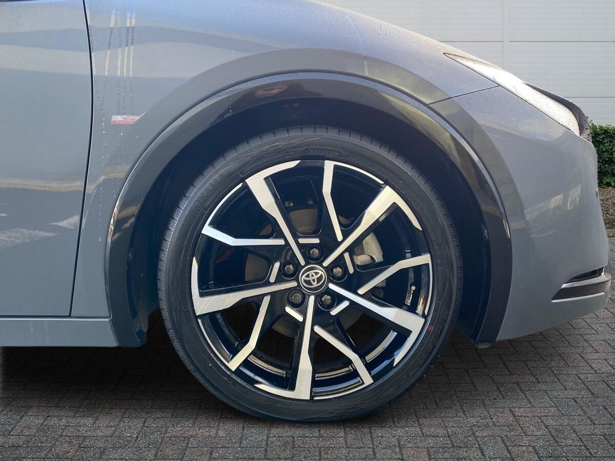 Used Toyota Prius 2024 for sale - 77177253: Photo 6