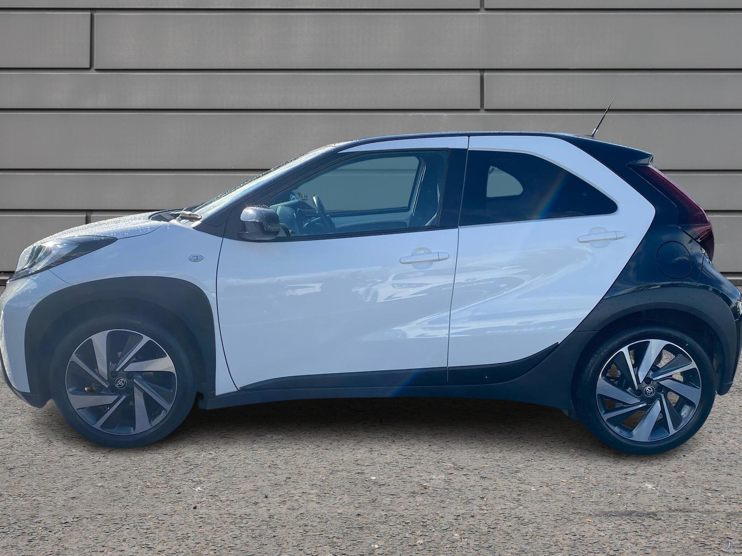 Used Toyota Aygo X 2023 for sale - 76110977: Photo 17