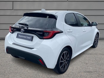 Used Toyota Yaris 2022 for sale - 75142494: Photo