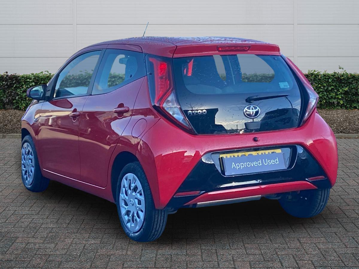 Used Toyota AYGO 2019 for sale - 77164010: Photo 2