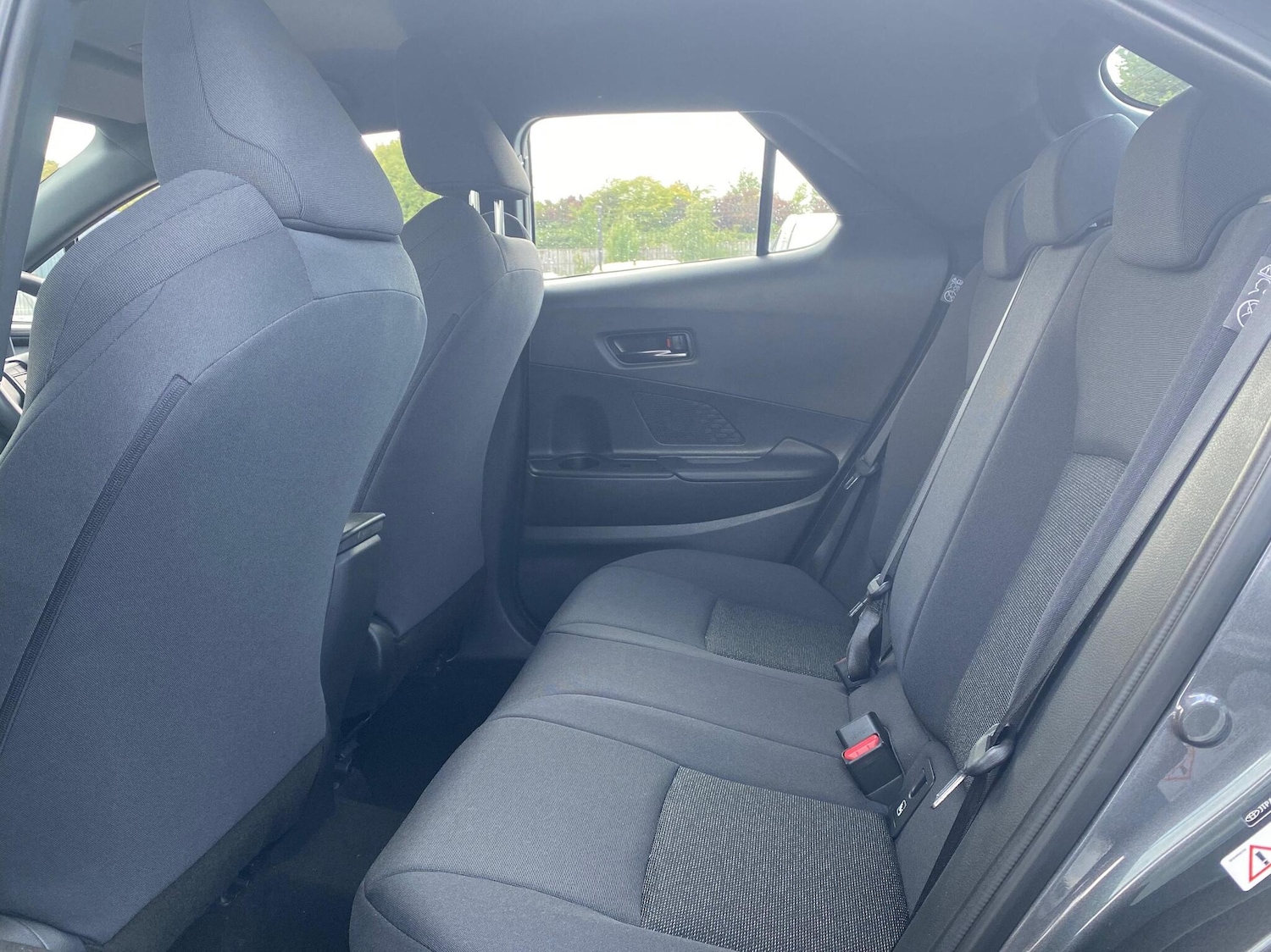 Used Toyota C-HR 2025 for sale - 76111180: Photo 12