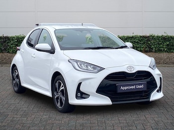 Used Toyota Yaris 2024 for sale - 78449716: Photo