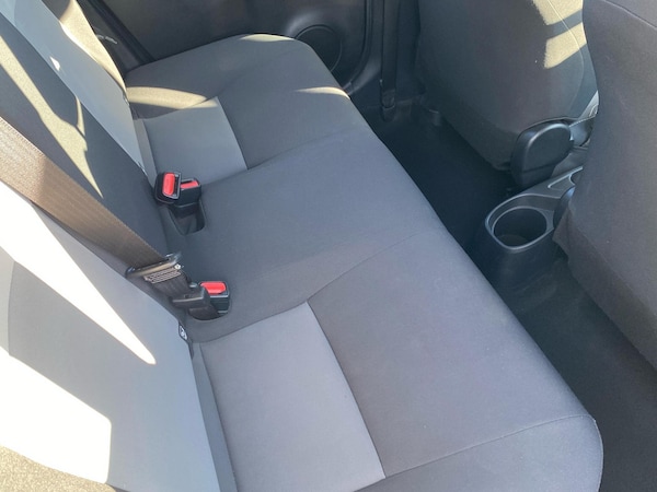Used Toyota Yaris 2018 for sale - 76111479: Photo 13