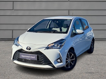 Used Toyota Yaris 2018 for sale - 76111479: Photo 3