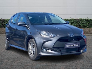 Used Toyota Yaris 2025 for sale - 78811056: Photo