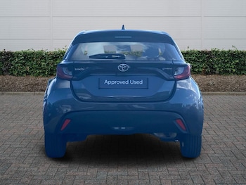 Used Toyota Yaris 2025 for sale - 78811056: Photo