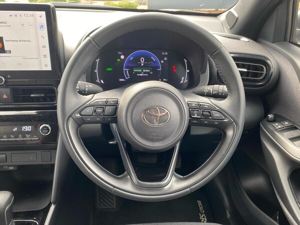Used Toyota Yaris 2024 for sale - 76241265: Photo 6