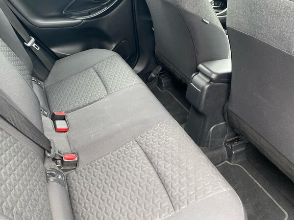 Used Toyota Yaris 2023 for sale - 76111555: Photo 13