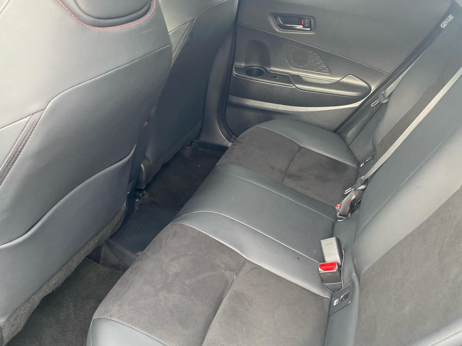 Used Toyota C-HR 2024 for sale - 77176883: Photo 12