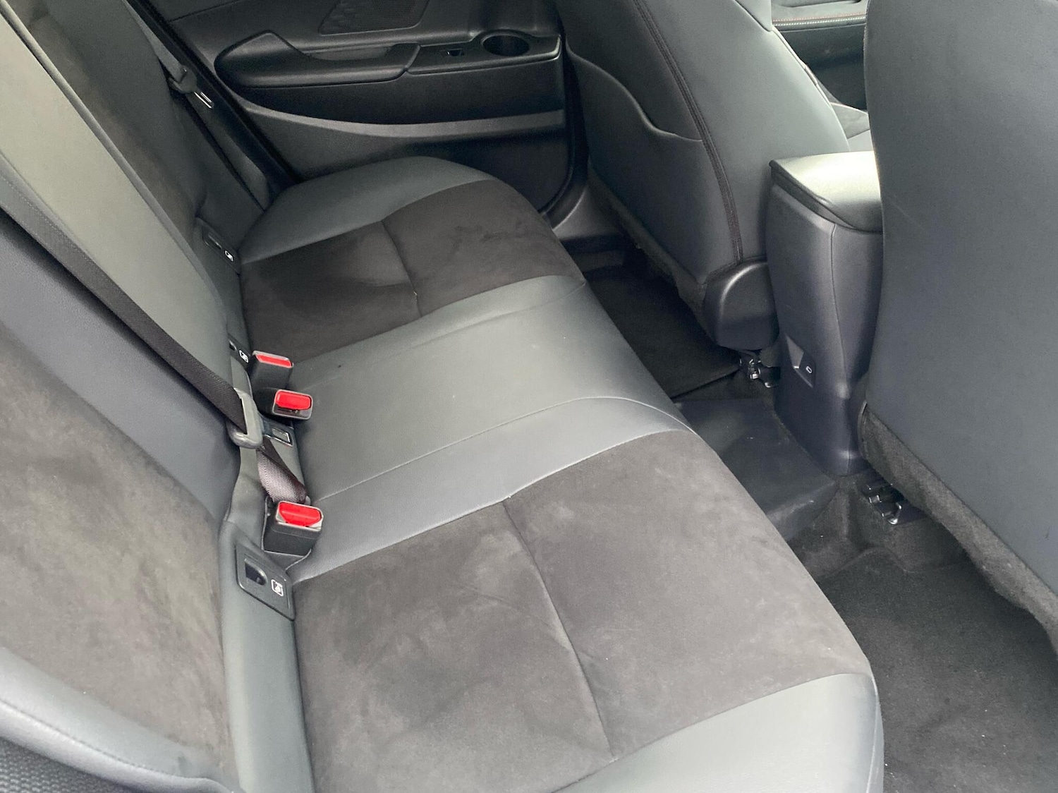 Used Toyota C-HR 2024 for sale - 77176883: Photo 13