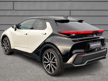 Used Toyota C-HR 2024 for sale - 77176883: Photo