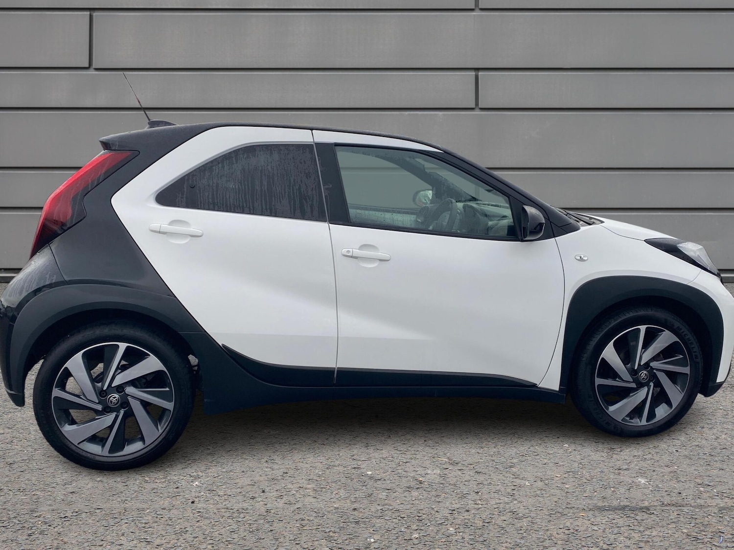 Used Toyota Aygo X 2023 for sale - 76730817: Photo 16