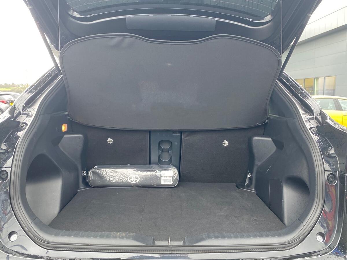 Used Toyota Yaris 2025 for sale - 77292918: Photo 10