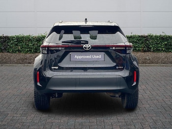 Used Toyota Yaris 2025 for sale - 77292918: Photo