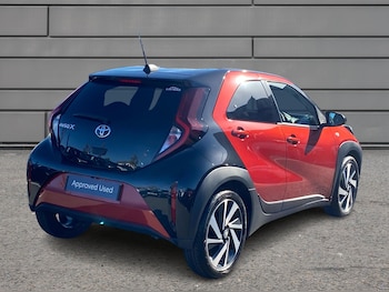 Used Toyota Aygo X 2023 for sale - 76111490: Photo 2