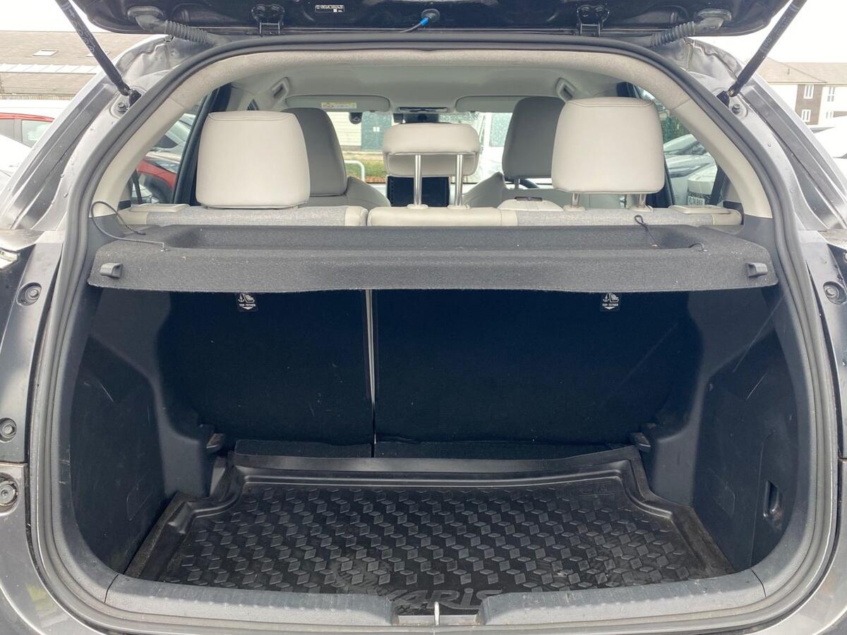 Used Toyota Yaris 2022 for sale - 77218278: Photo 10