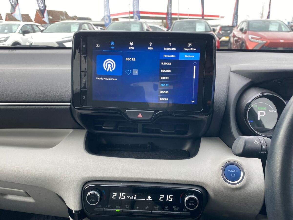 Used Toyota Yaris 2022 for sale - 77218278: Photo 11