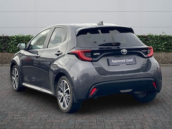 Used Toyota Yaris 2022 for sale - 77218278: Photo