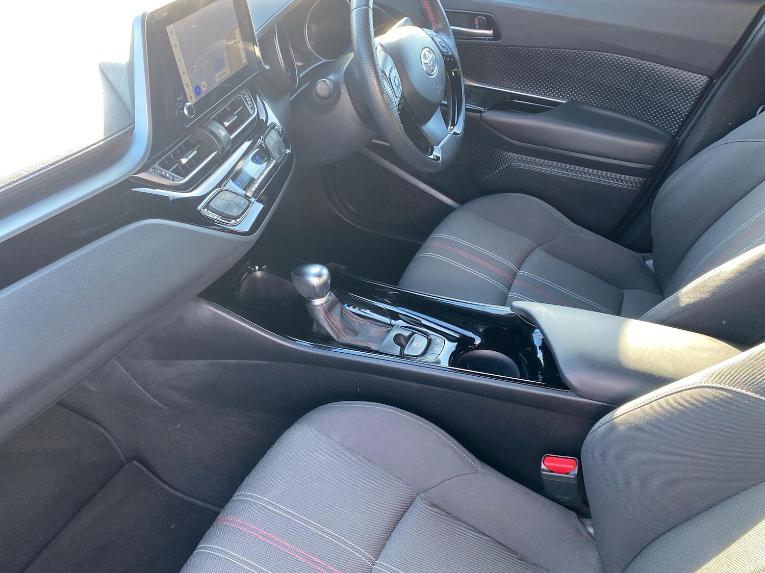 Used Toyota C-HR 2023 for sale - 76110566: Photo 10