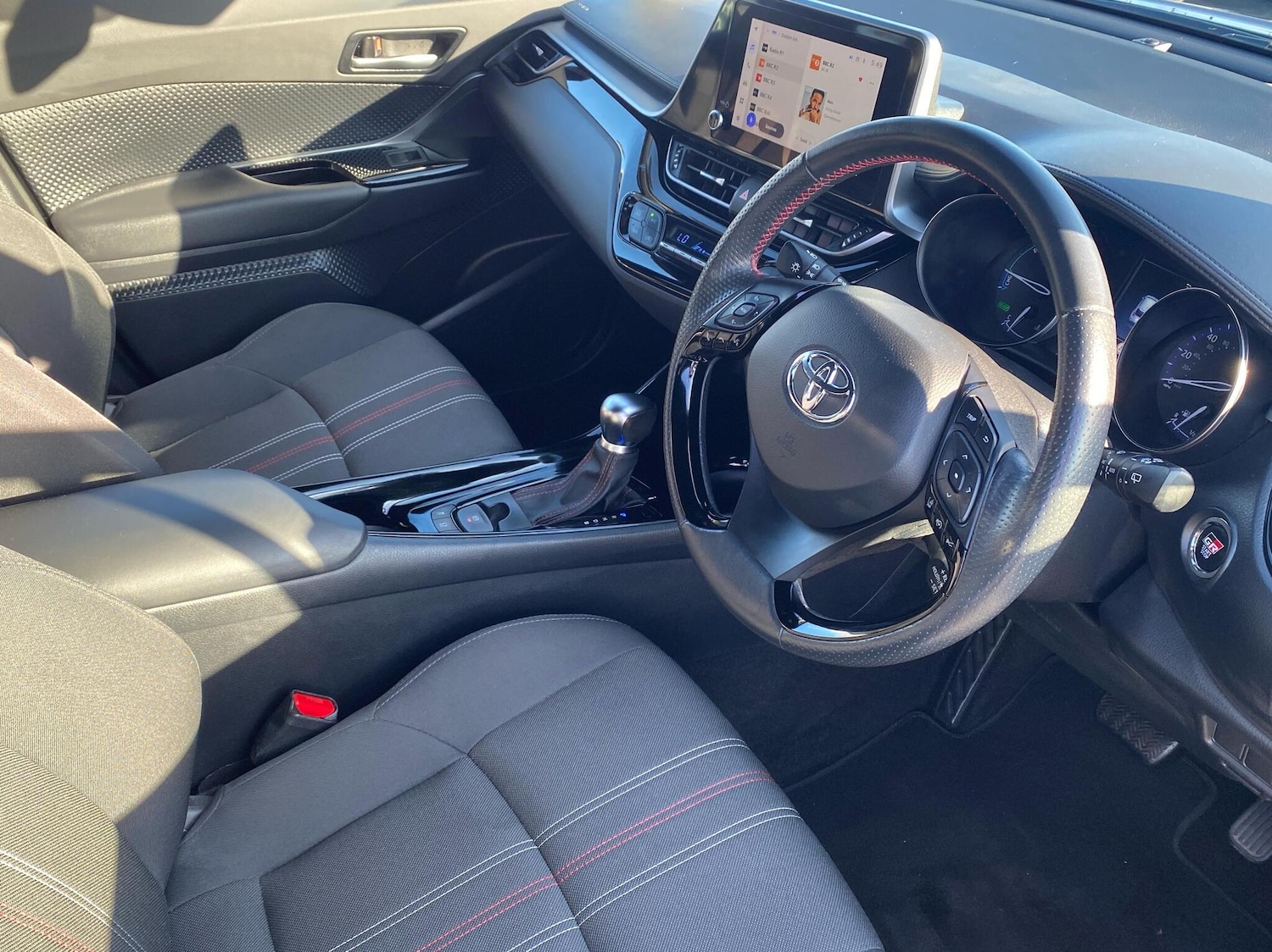 Used Toyota C-HR 2023 for sale - 76110566: Photo 11