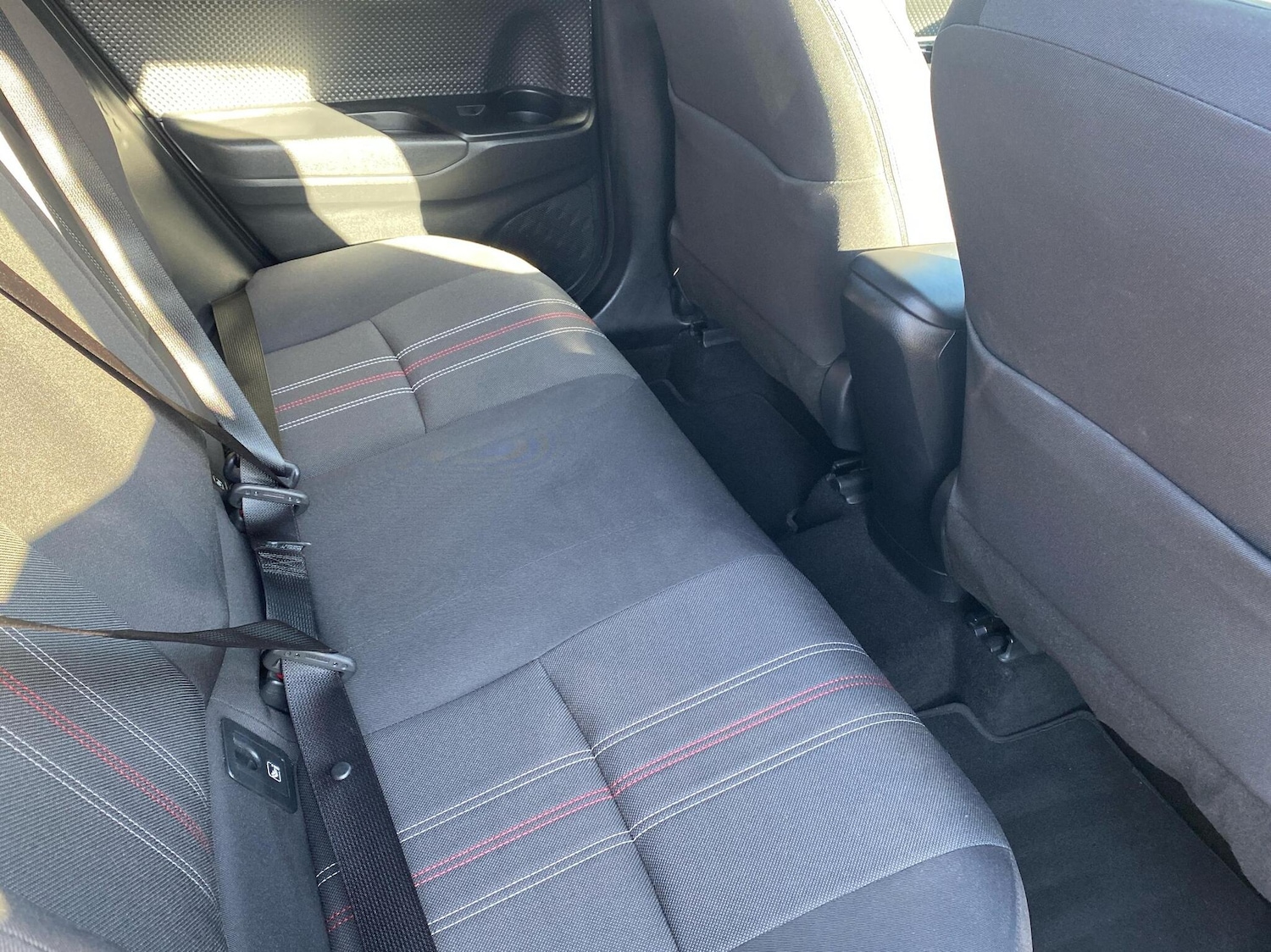 Used Toyota C-HR 2023 for sale - 76110566: Photo 13