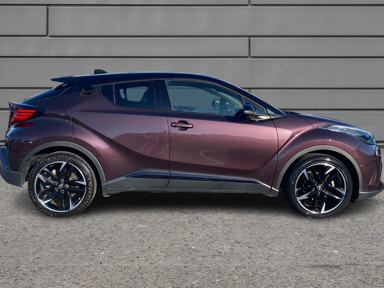 Used Toyota C-HR 2023 for sale - 76110566: Photo 16