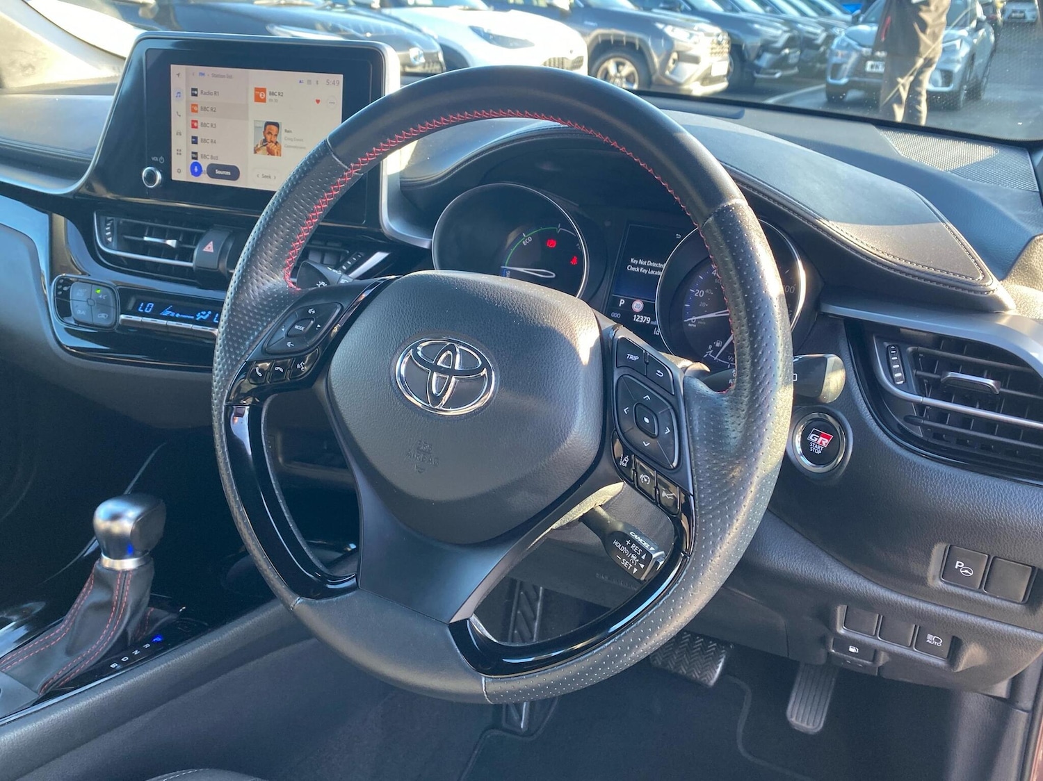 Used Toyota C-HR 2023 for sale - 76110566: Photo 8