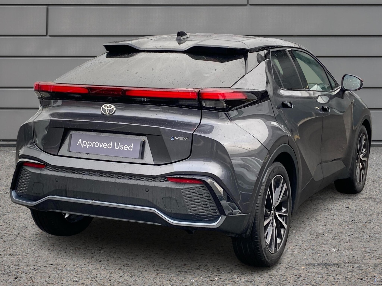 Used Toyota C-HR 2025 for sale - 77177100: Photo 2