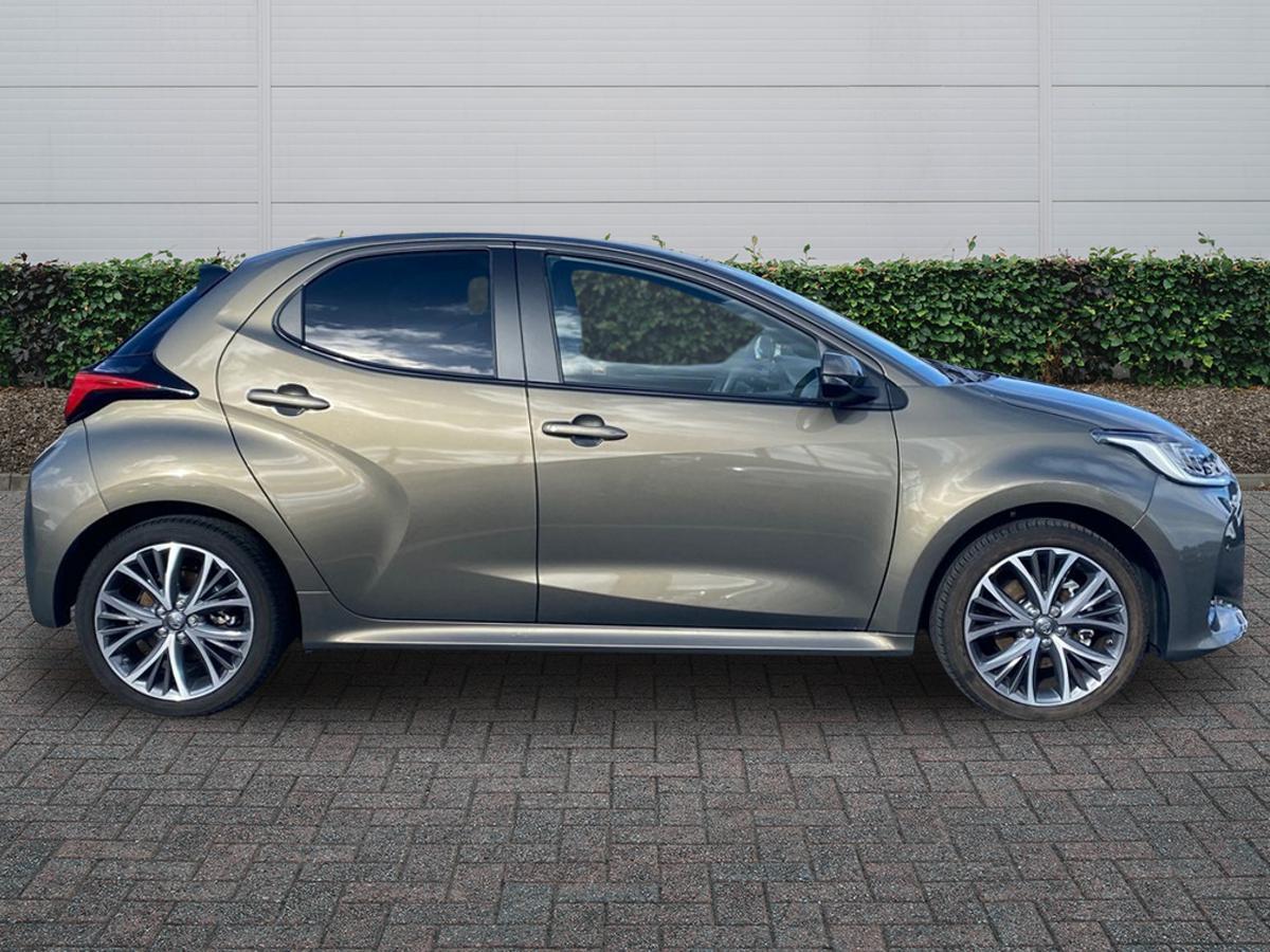 Used Toyota Yaris 2024 for sale - 78021729: Photo 5