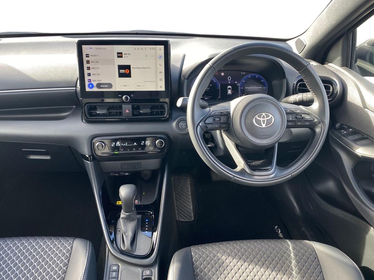 Used Toyota Yaris 2024 for sale - 78021729: Photo 8