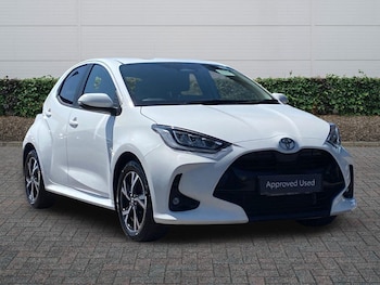 Used Toyota Yaris 2025 for sale - 79203413: Photo