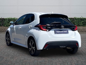Used Toyota Yaris 2025 for sale - 79203413: Photo
