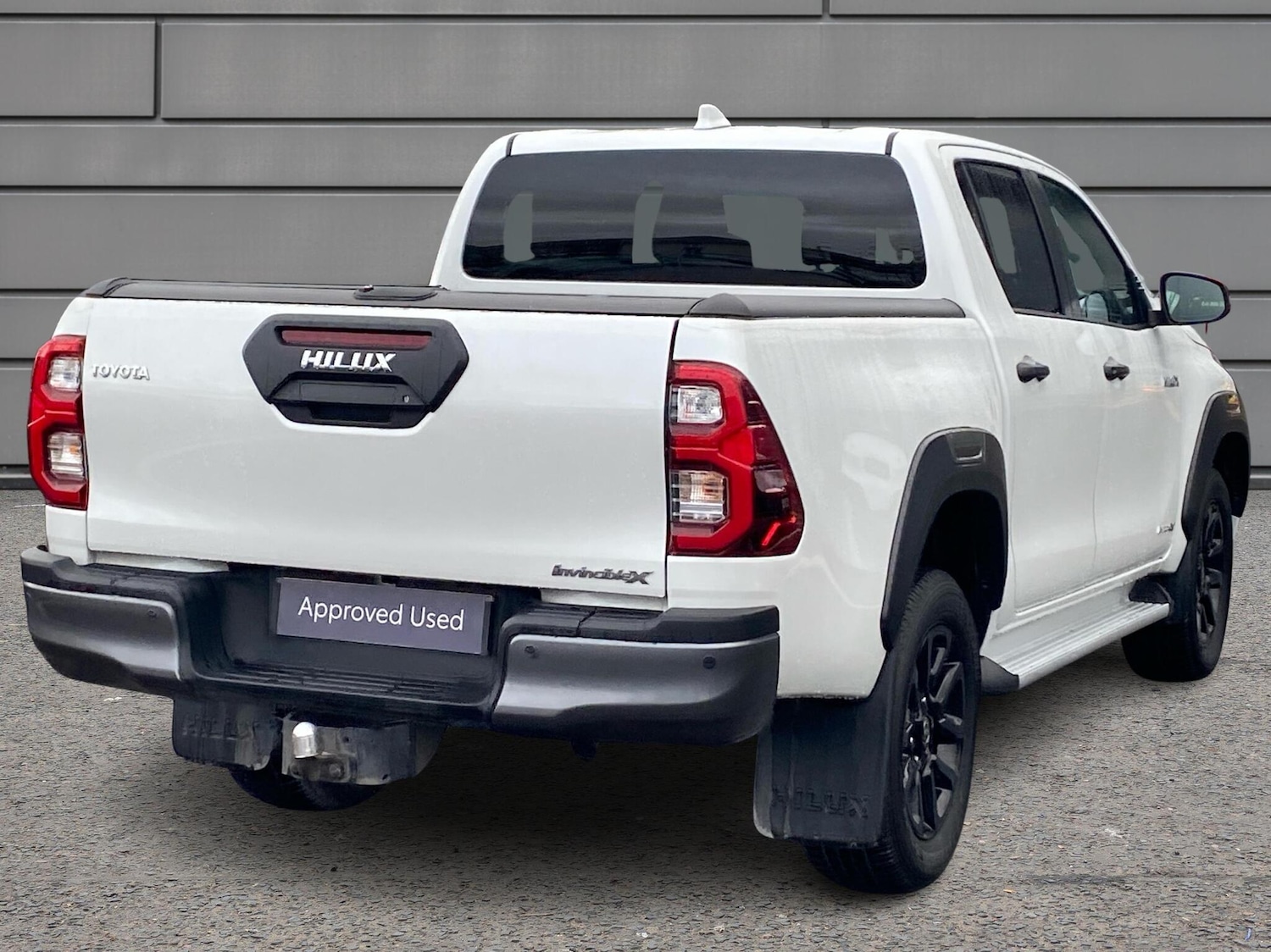 Used Toyota Hilux 2024 for sale - 76730816: Photo 2