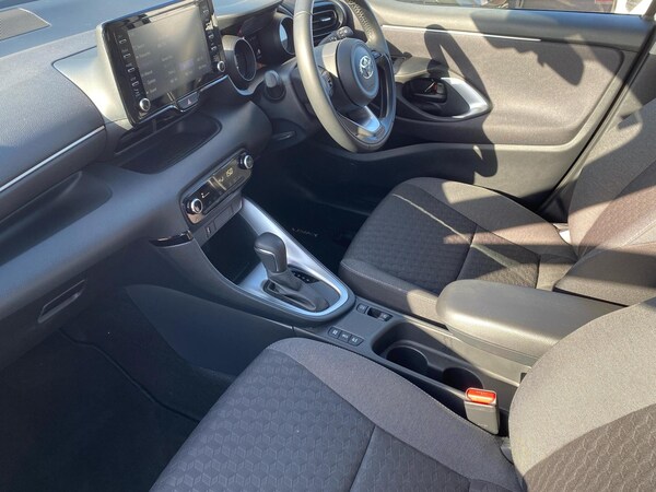 Used Toyota Yaris 2023 for sale - 76111323: Photo 10