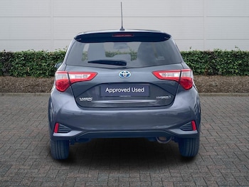 Used Toyota Yaris 2017 for sale - 78172165: Photo