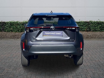 Used Toyota Yaris 2024 for sale - 77539417: Photo