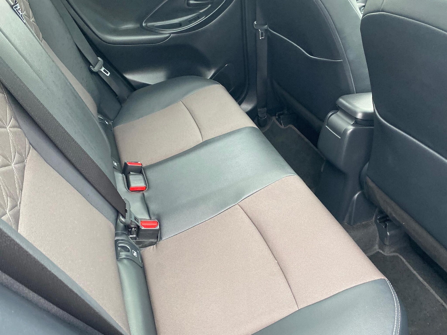 Used Toyota Yaris 2023 for sale - 76410286: Photo 13