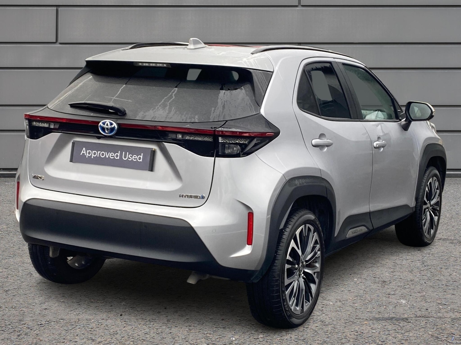 Used Toyota Yaris 2023 for sale - 76410286: Photo 2