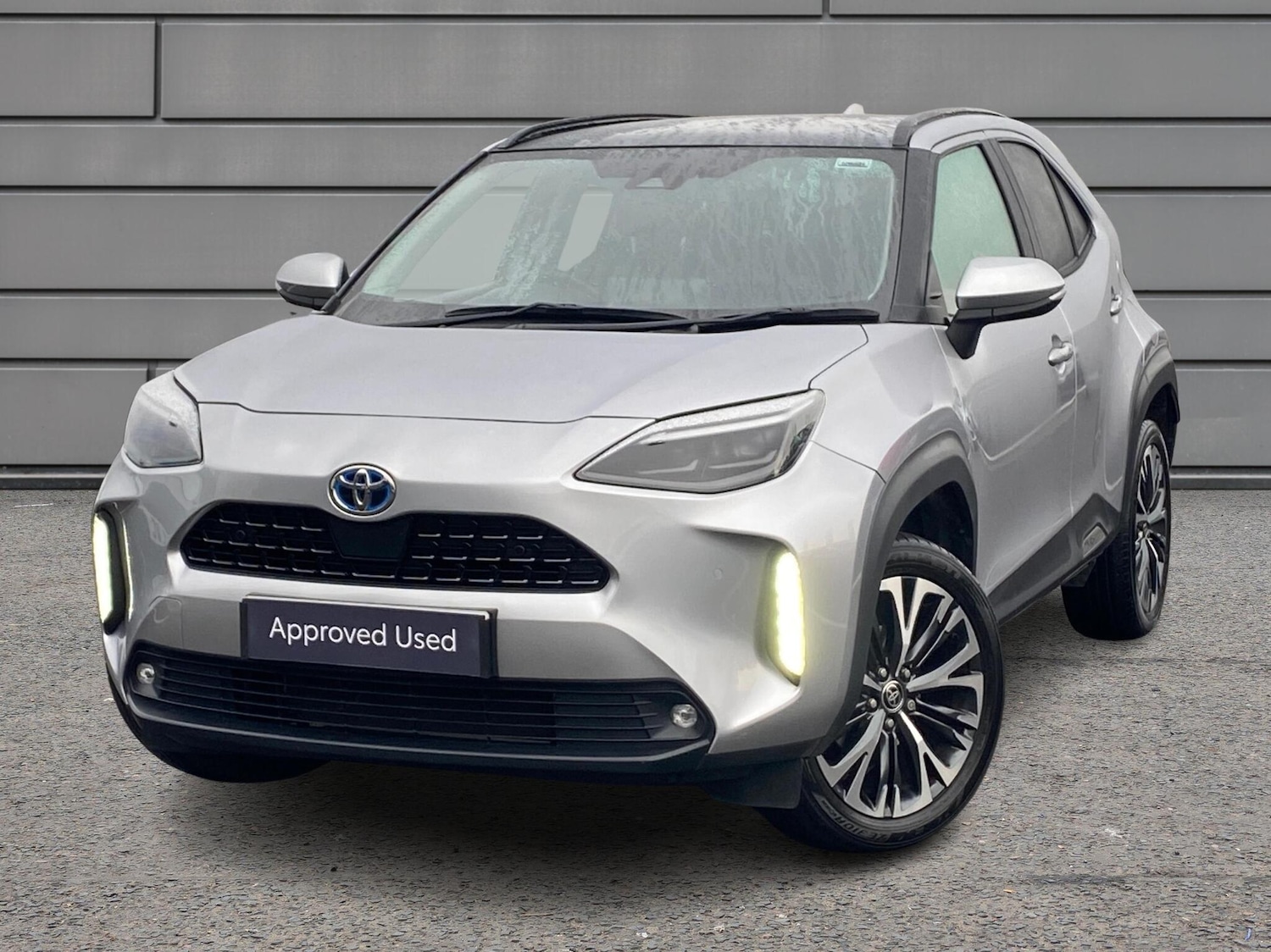 Used Toyota Yaris 2023 for sale - 76410286: Photo 3