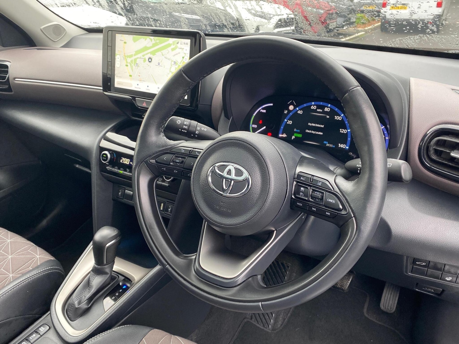 Used Toyota Yaris 2023 for sale - 76410286: Photo 8