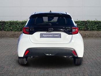 Used Toyota Yaris 2026 for sale - 77388402: Photo