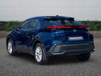 Used Toyota C-HR 2025 for sale - 79203434: Photo