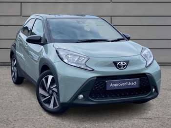 2025 (25) - 1.0 VVT-i Edge 5dr Auto