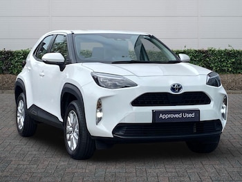 Used Toyota Yaris 2024 for sale - 79541281: Photo