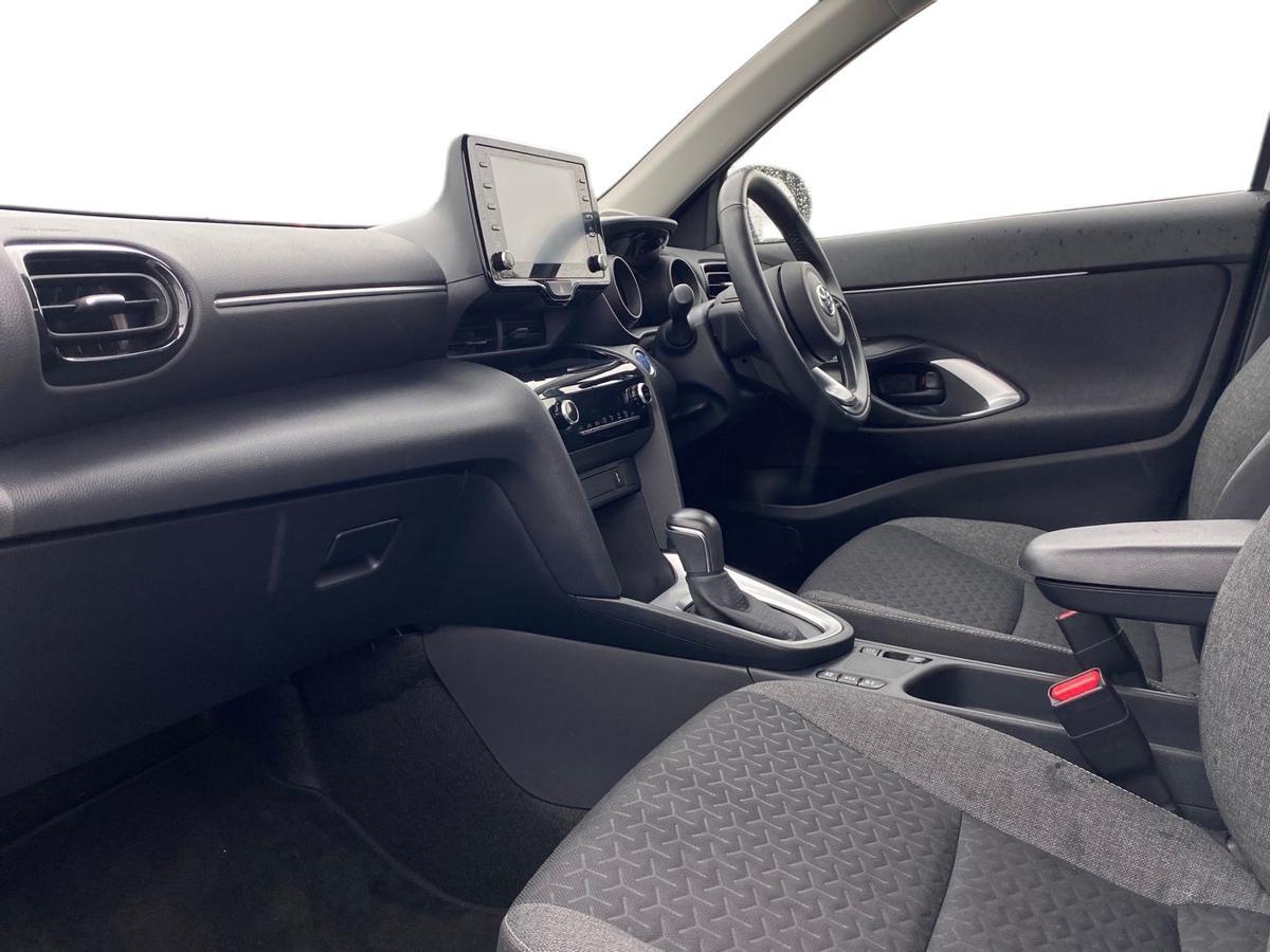 Used Toyota Yaris Cross 2022 for sale - 77755053: Photo 7