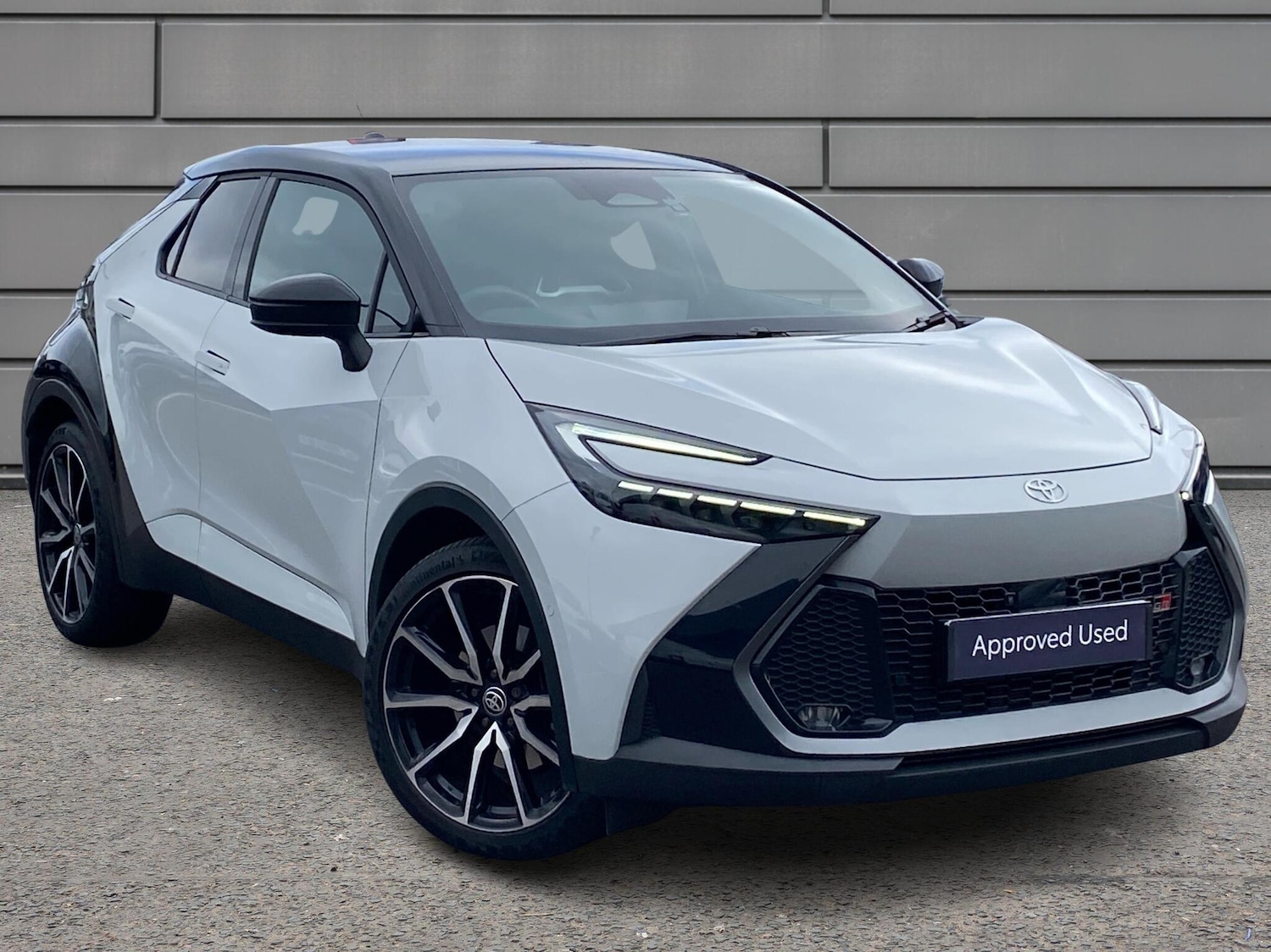 Used Toyota C-HR 2025 for sale - 76248489: Photo 1