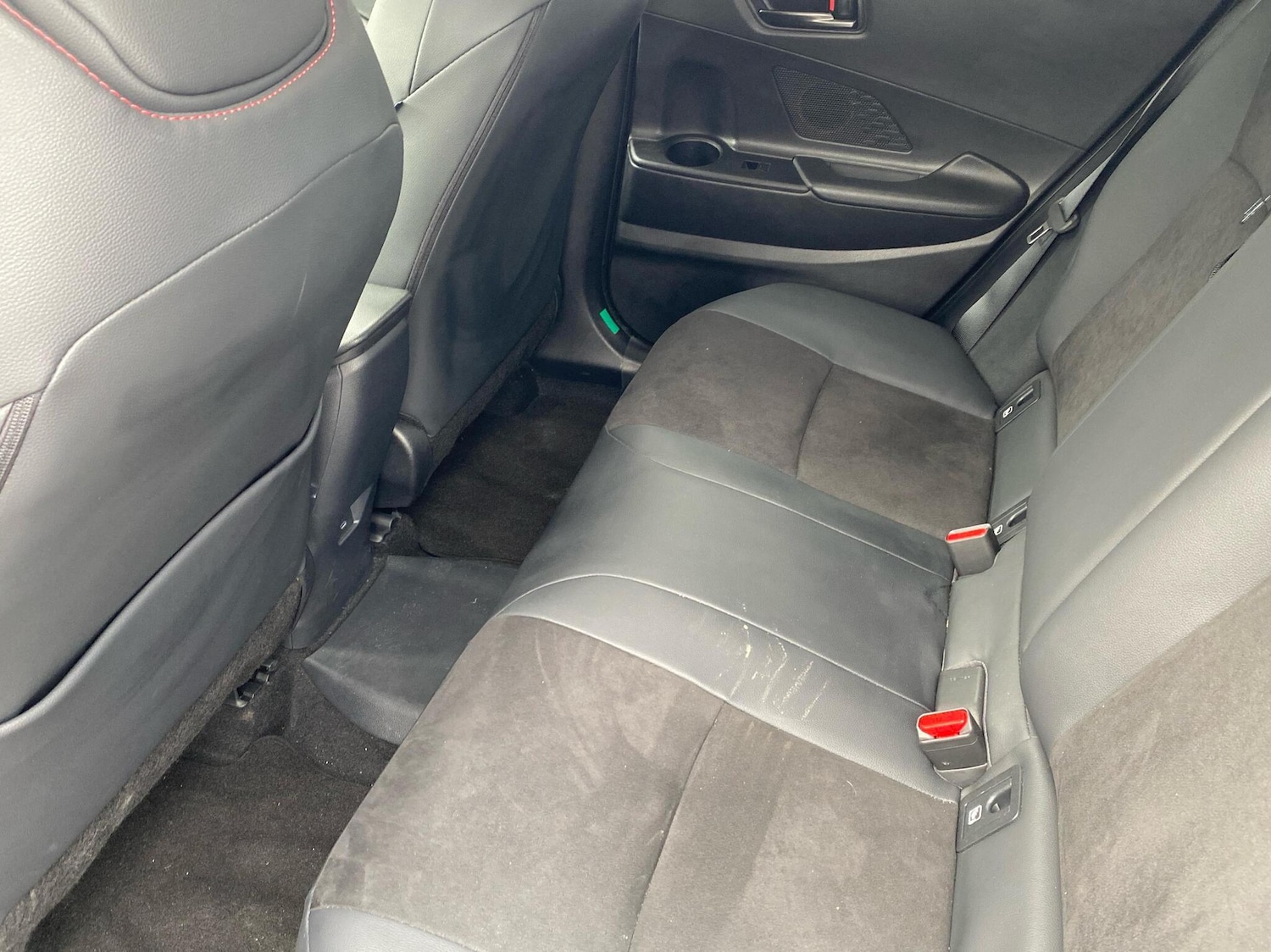 Used Toyota C-HR 2025 for sale - 76248489: Photo 12