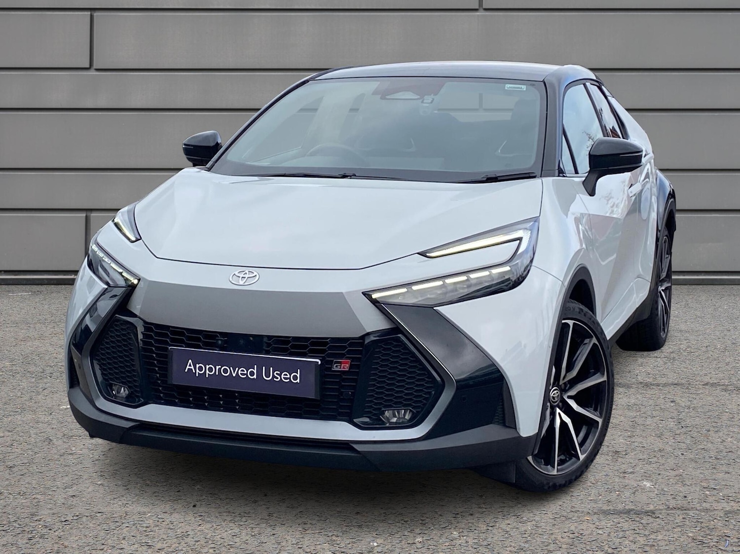 Used Toyota C-HR 2025 for sale - 76248489: Photo 3