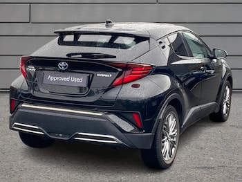 Used Toyota C-HR 2022 for sale - 76021617: Photo
